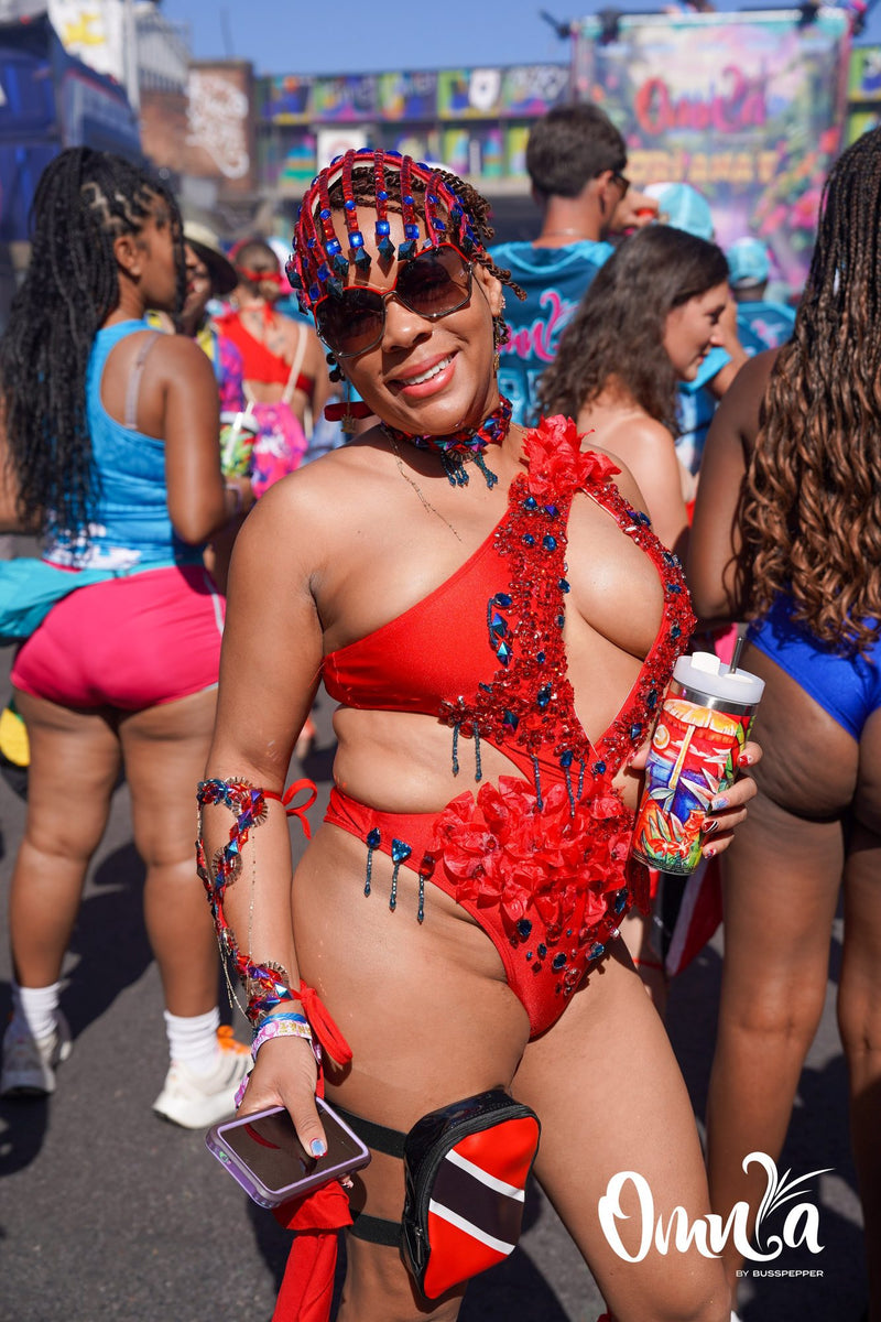 Omnia masqueraders at Notting Hill Carnival 2025, Monday, photo 28